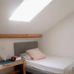 Maison Calme - Frontiere Montagne Et *
